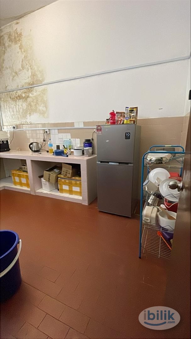 Clean Private Room to rent @ SS2 - Image 1