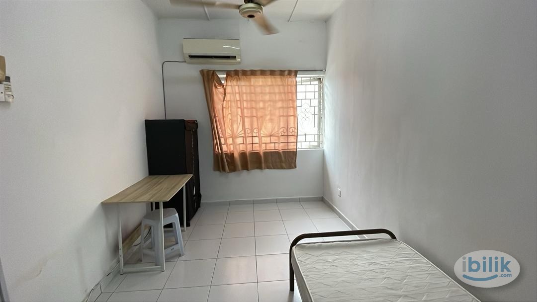 Clean Private Room to rent @ SS2 - Image 3