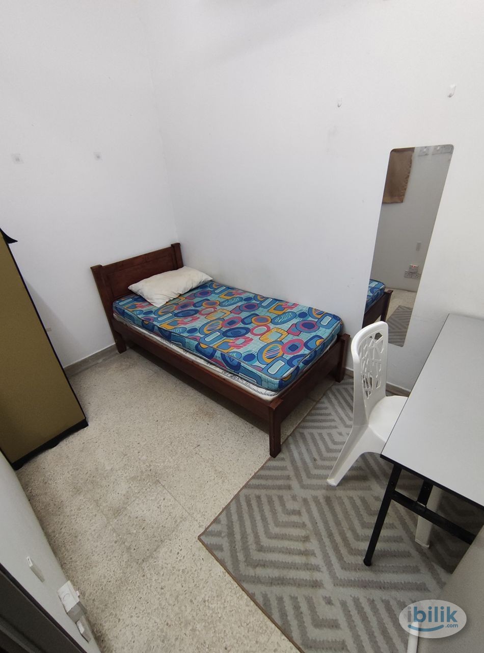 ‼️MID YEAR PROMO‼️Cozy and Clean Room at SS2 | SS2 MCD, POH KONG - Image 1