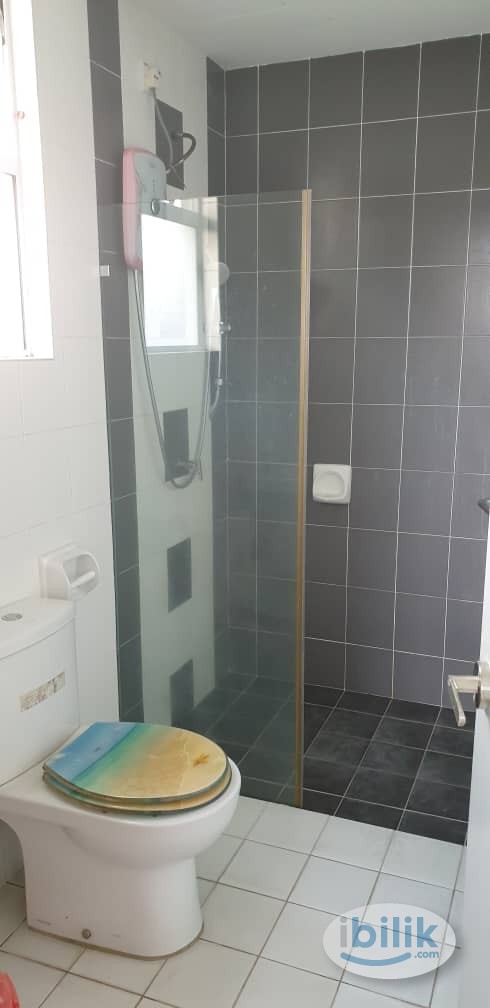 Master Room at Koi Tropika, Puchong - Image 2