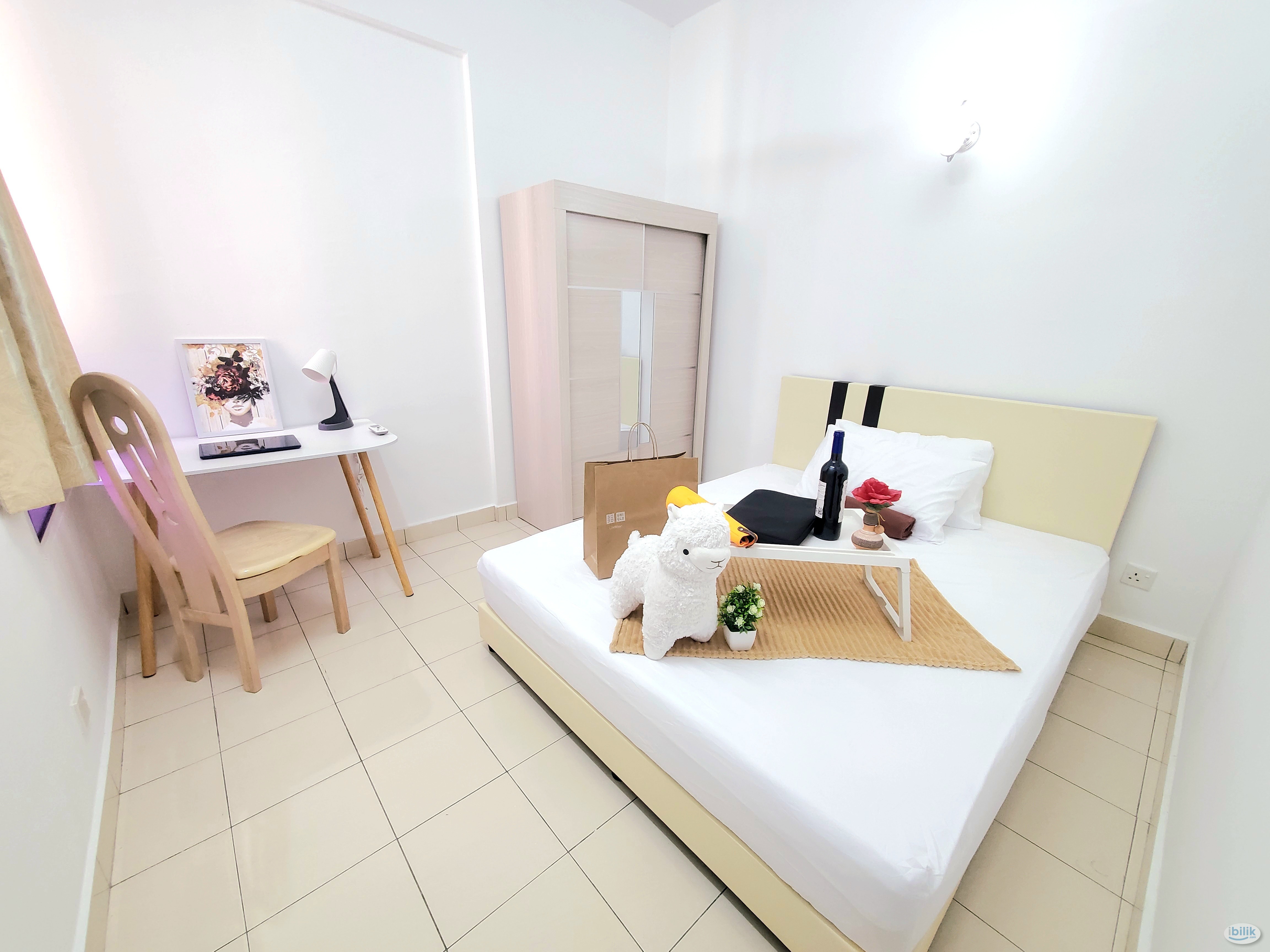 LADIES UNIT SINGLE ROOM @ GURNEY PARK CONDOMINIUM - Image 1
