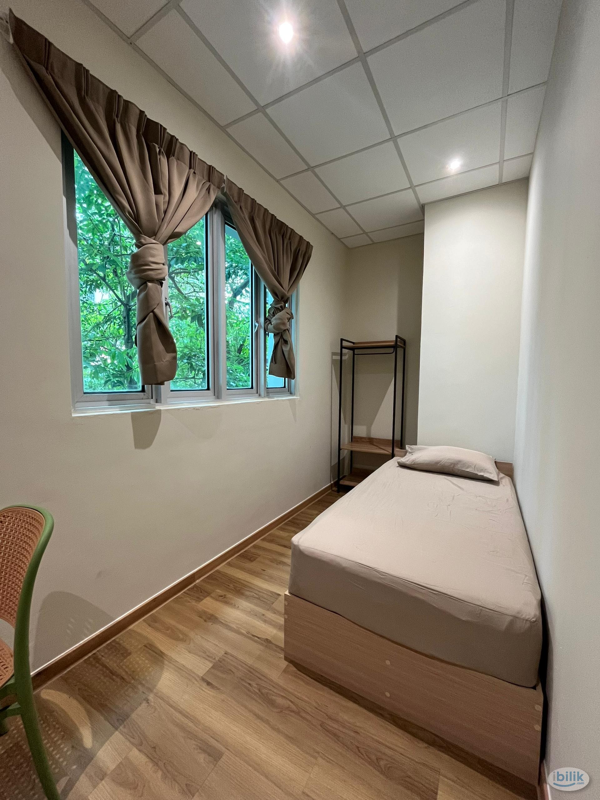 FEMALE UNIT 🧕 | 3 MINS TO BUS STOP 🚏 | NEAR TO MID VALLEY 🛍️ - Image 1