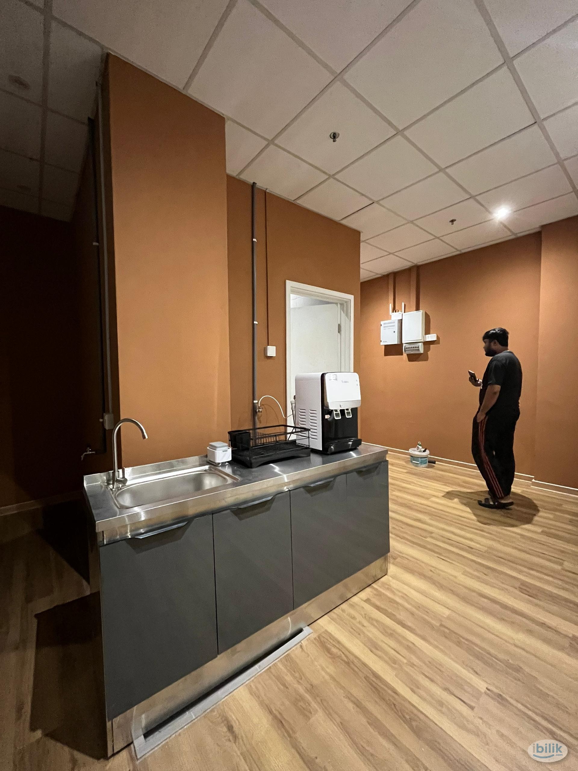 FEMALE UNIT 🧕 | 3 MINS TO BUS STOP 🚏 | NEAR TO MID VALLEY 🛍️ - Image 4