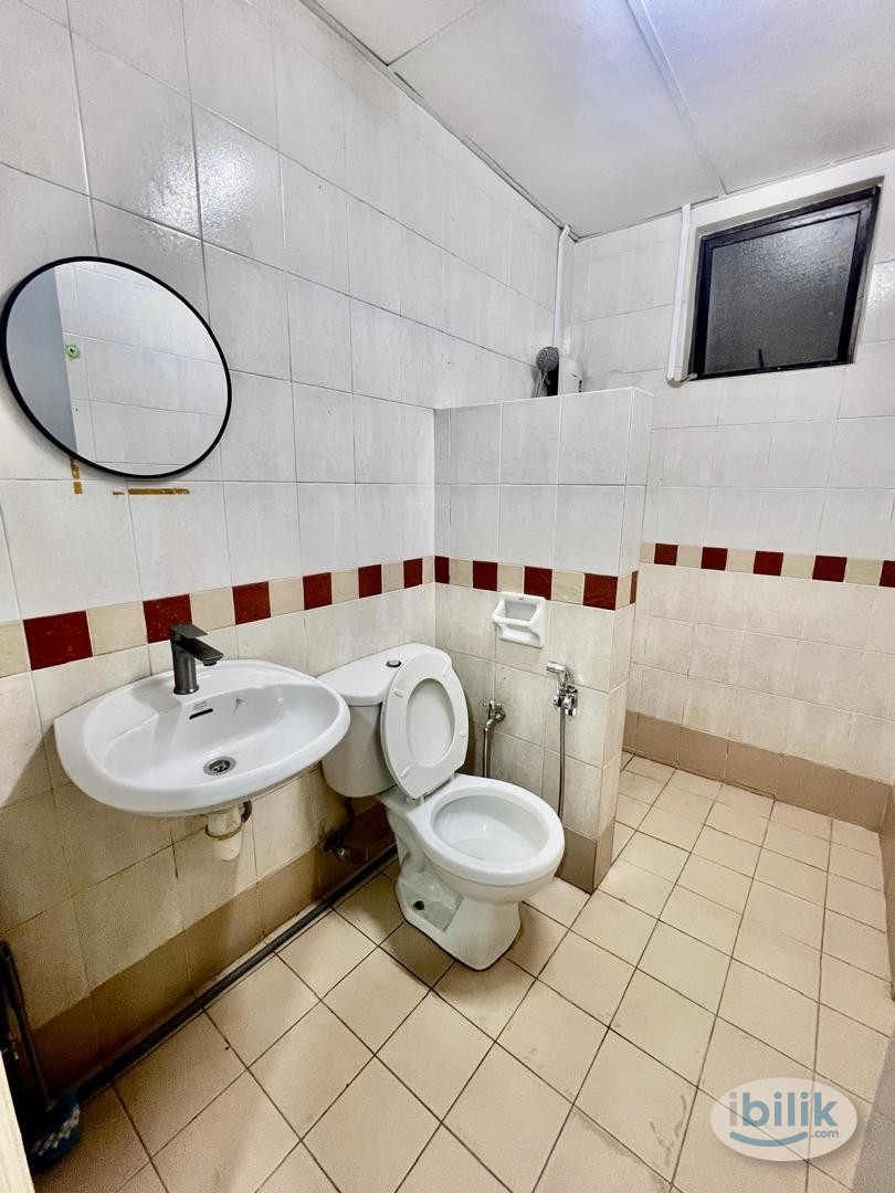 Newly Furnished Medium Single Bedroom to Rent @ Casa Indah 1 @ Keyless Room @  5 mins walk to LRT @ Smart Lock Room & Ma - Image 1