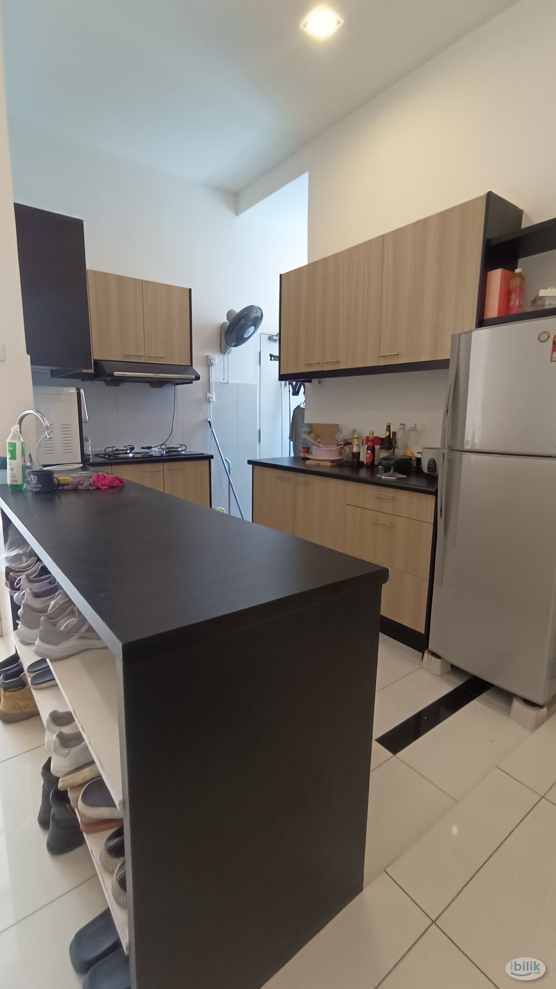 Fully Furnished Middle Room at Skypod, Bandar Puchong Jaya - Image 1