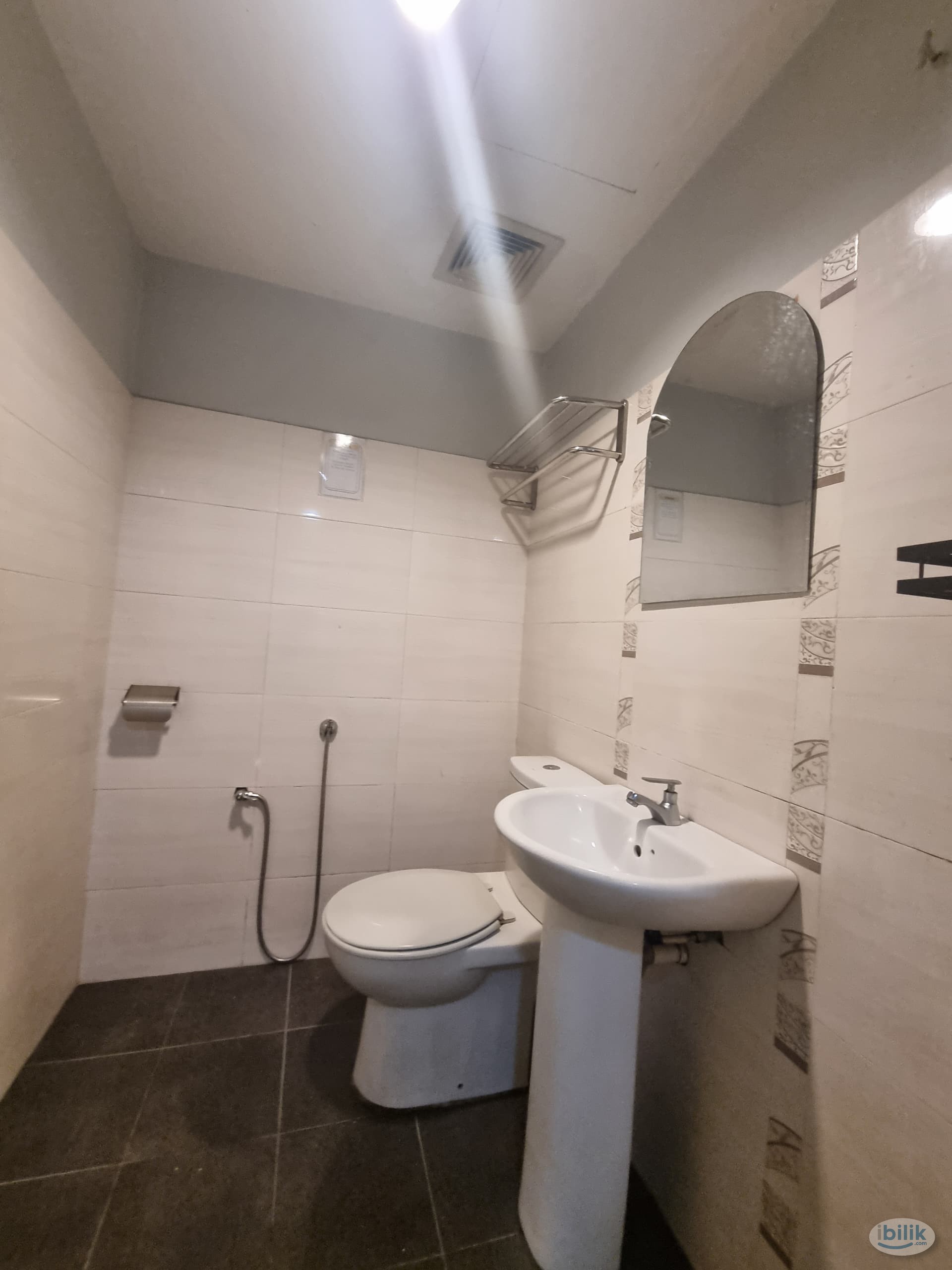 Immediate Move in Rental Rm1 May Promotion ❗❗❗ walking distance to kl sentral 5 mins ❗ private toilet and discount RM300 - Image 5