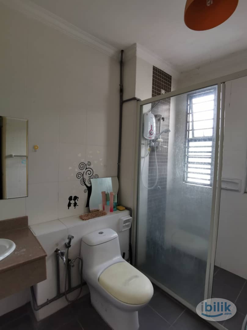 Middle Rooma ta Putra Avenue, Putra Heights - Image 5