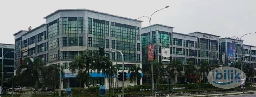 Chic Rahmah Room for the Budget Conscious - walk to USJ7 LRT/BRT, Summit Mall, NSK USJ1, Damen Mall, Giant USJ1, MyDin,  - Image 5