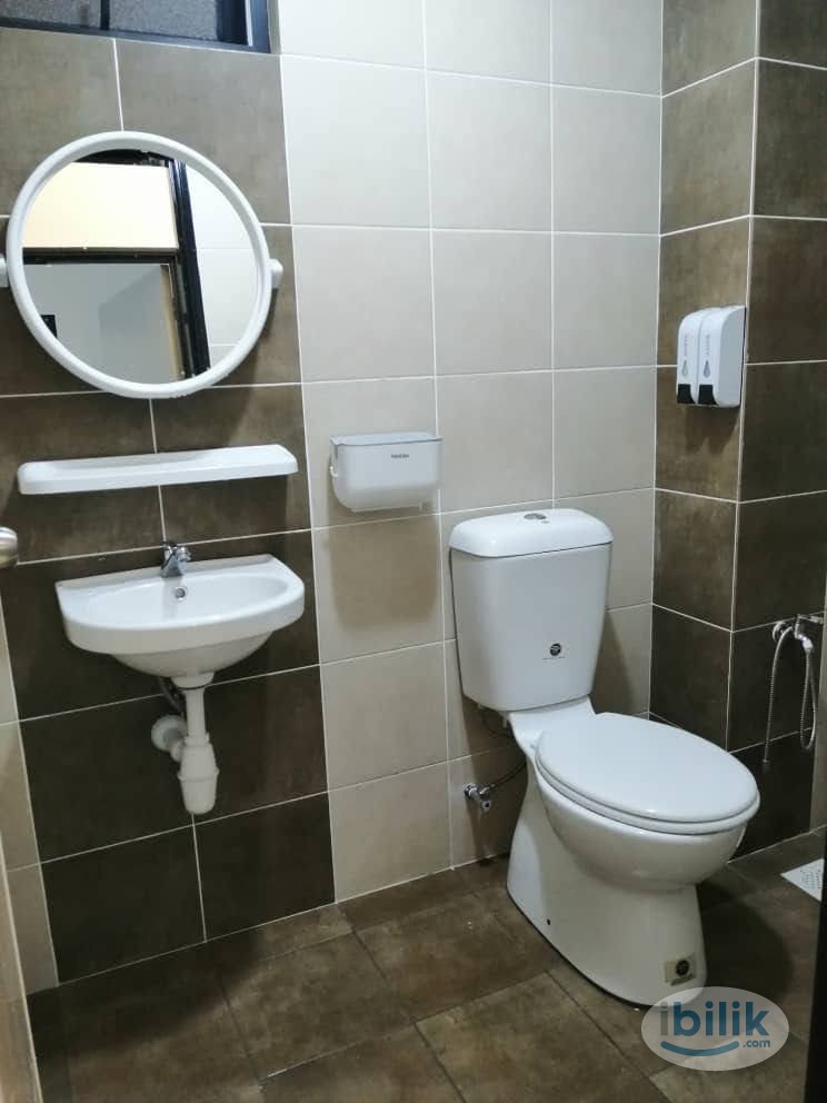 Condo Middle Room Fully Furnished (Oct/Nov 2025) - Image 3