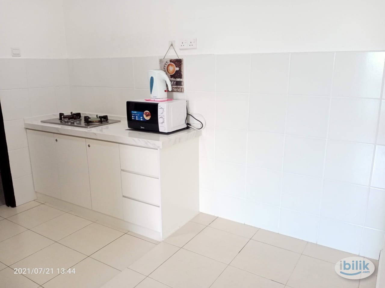 Condo Middle Room Fully Furnished (Oct/Nov 2025) - Image 4