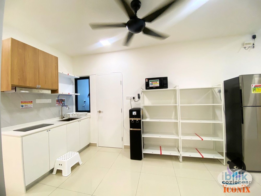 Master Room at AraTre' Residences, Ara Damansara Next to LRT - Image 3