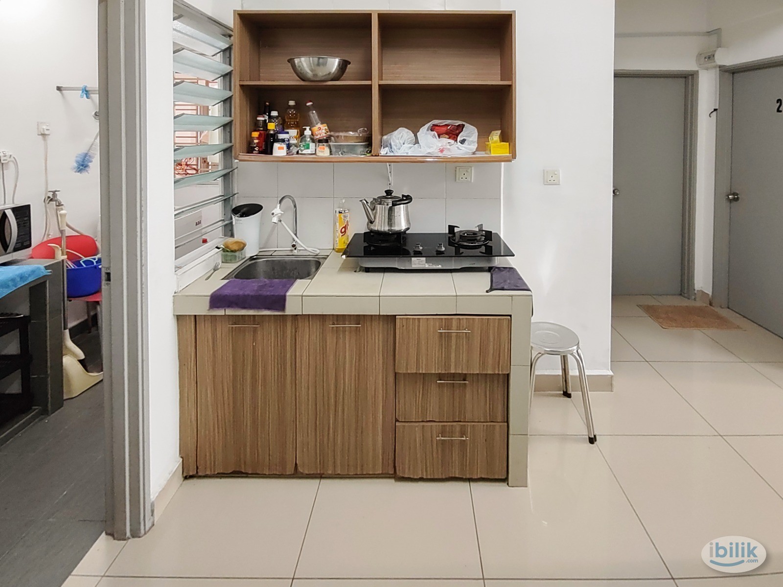 Middle room @ Casa Residenza, 3 mins walk to MRT KD,1 Station to DataranSunway, 4 Station to TTDI - Image 2
