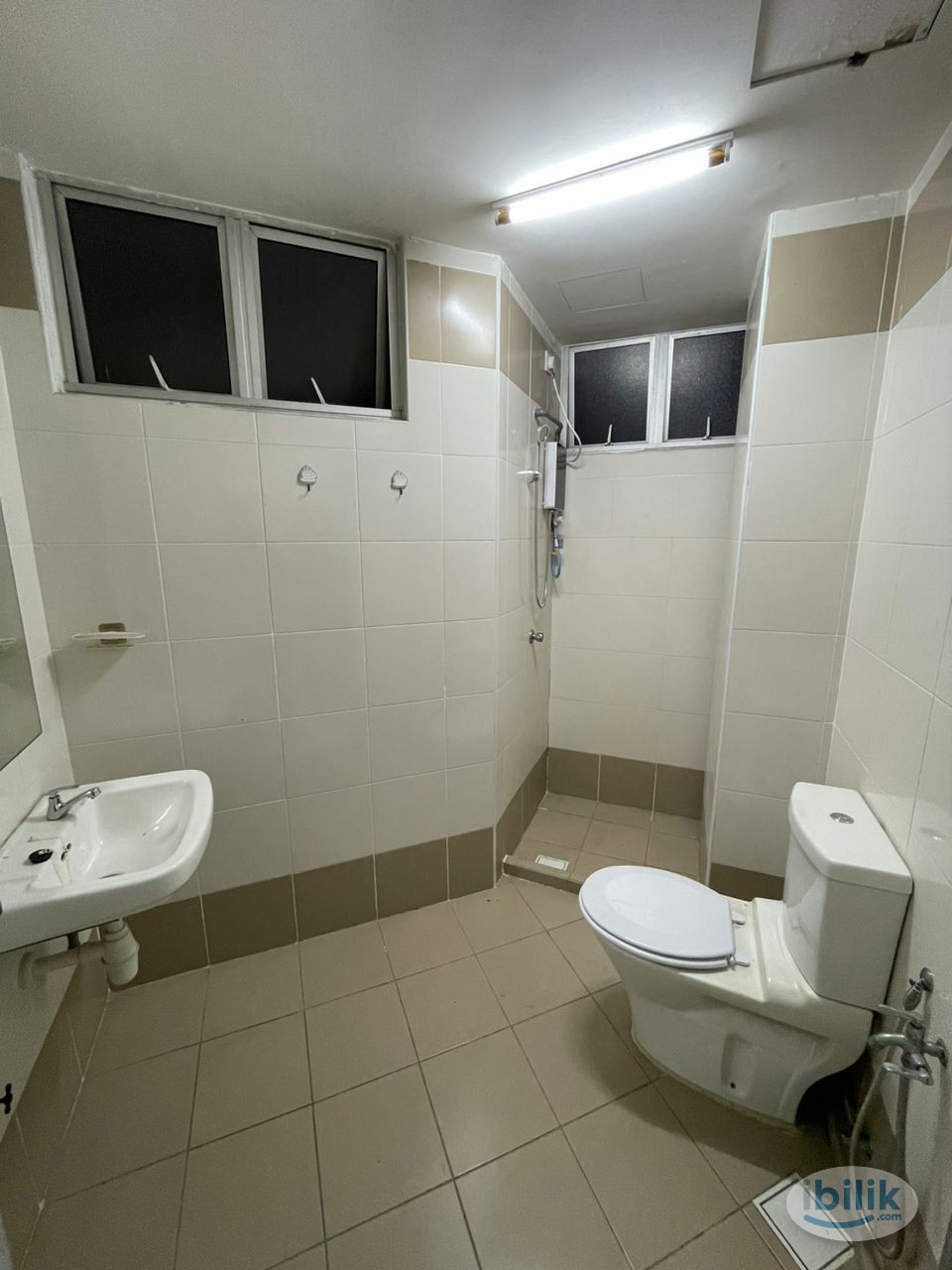 (Female Only) Master Room with Private Balcony at SS15 (Near INTI College) - Image 4