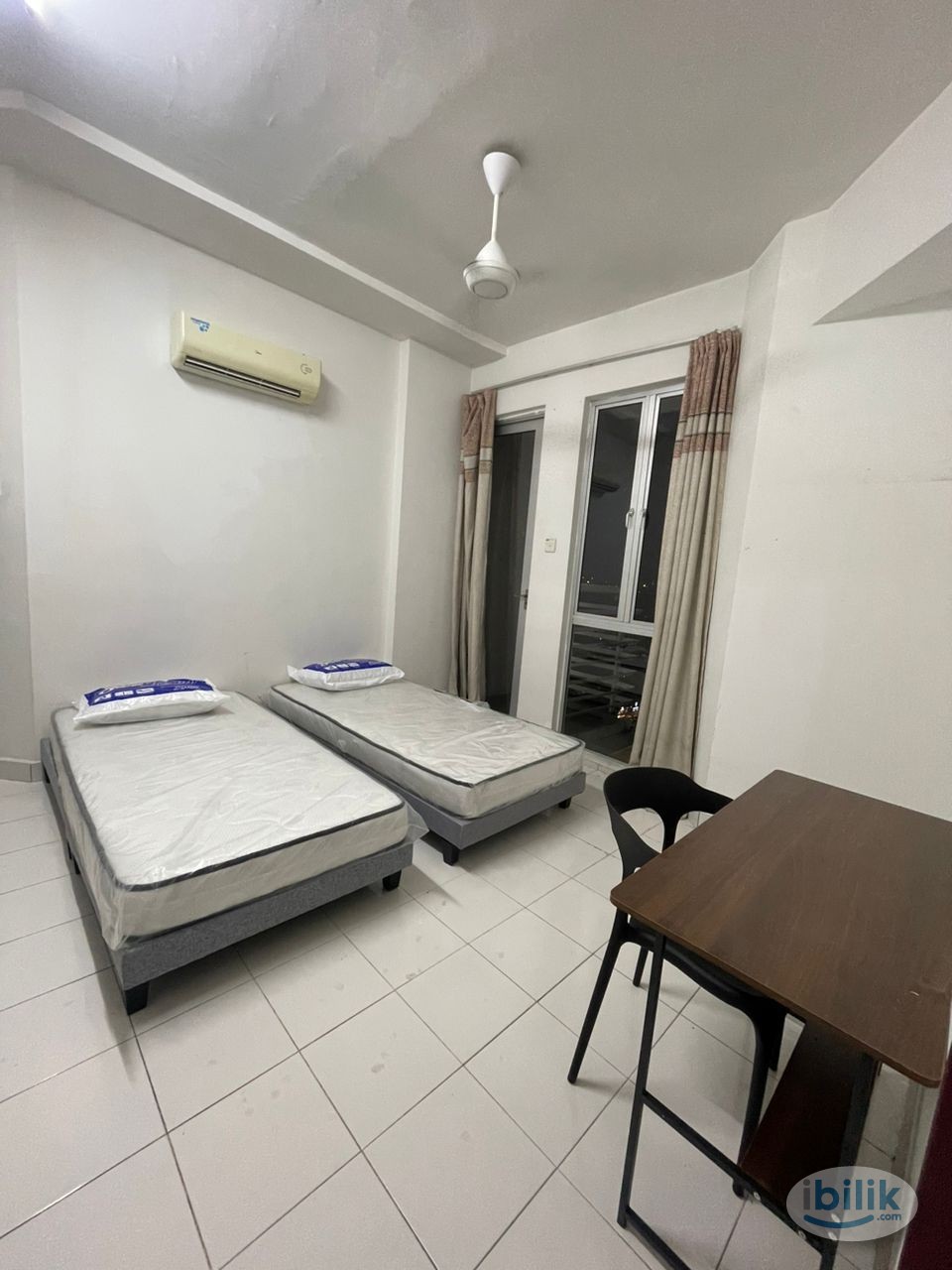 (Female Only) Master Room with Private Balcony at SS15 (Near INTI College) - Image 2