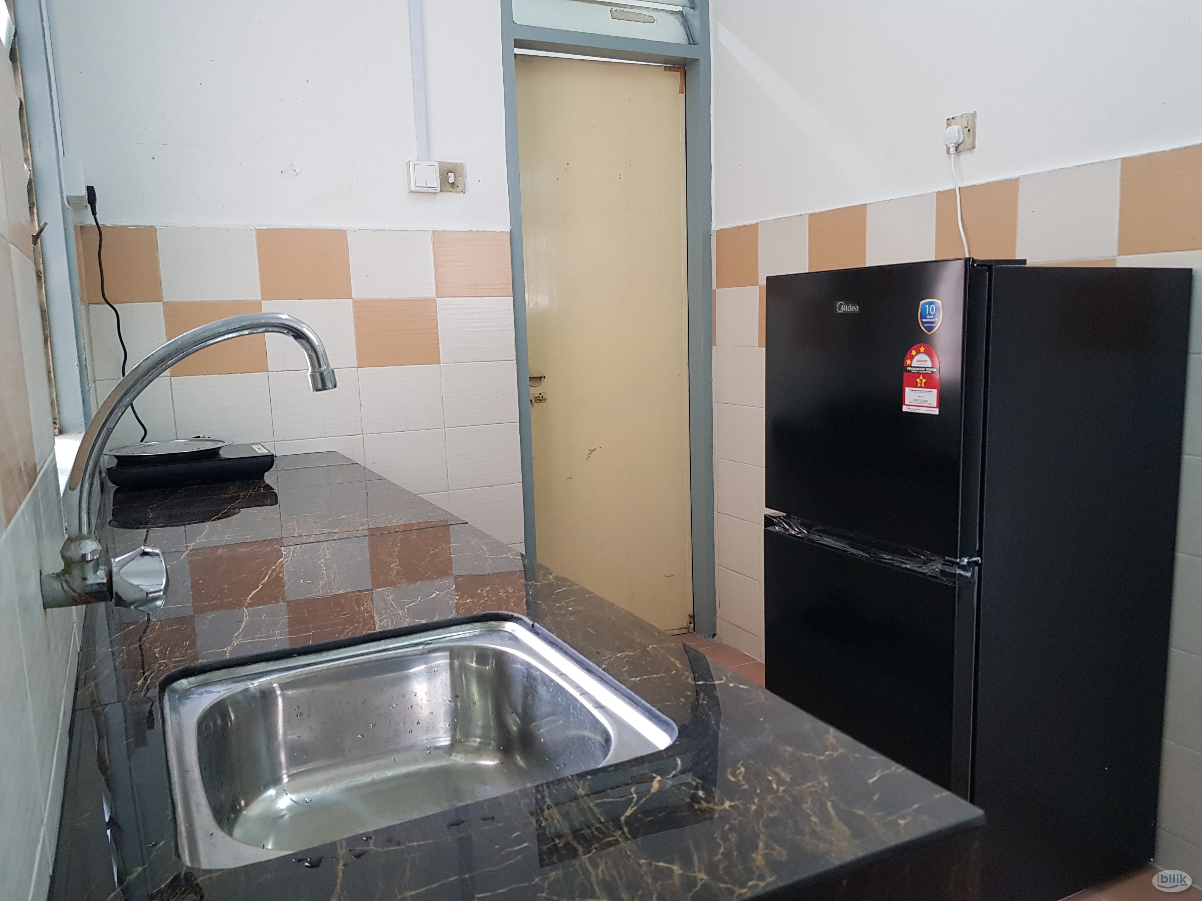 Free 1 month rent- Sunway 2pax sharing room - Image 3
