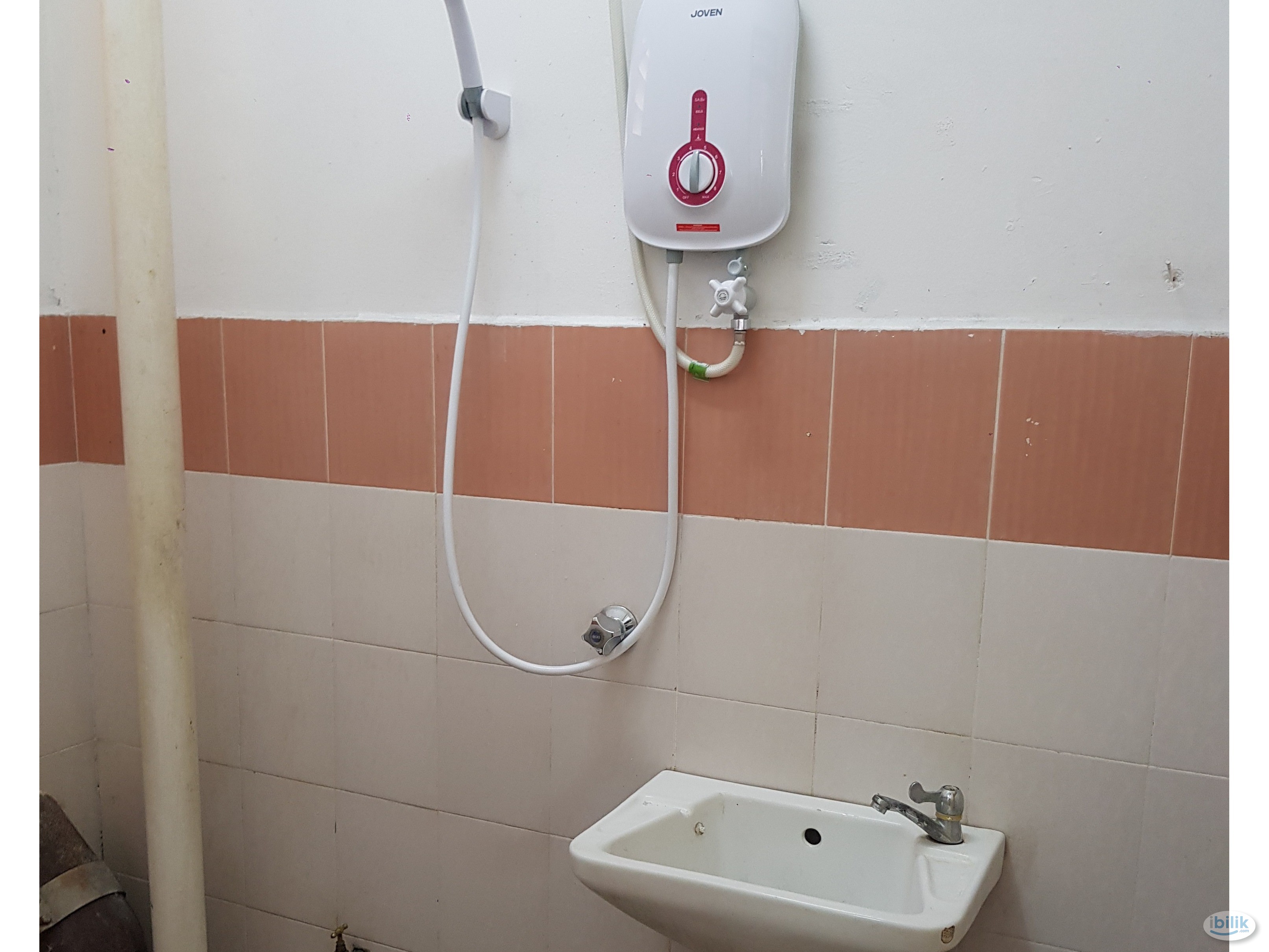 Free 1 month rent- Sunway 2pax sharing room - Image 5