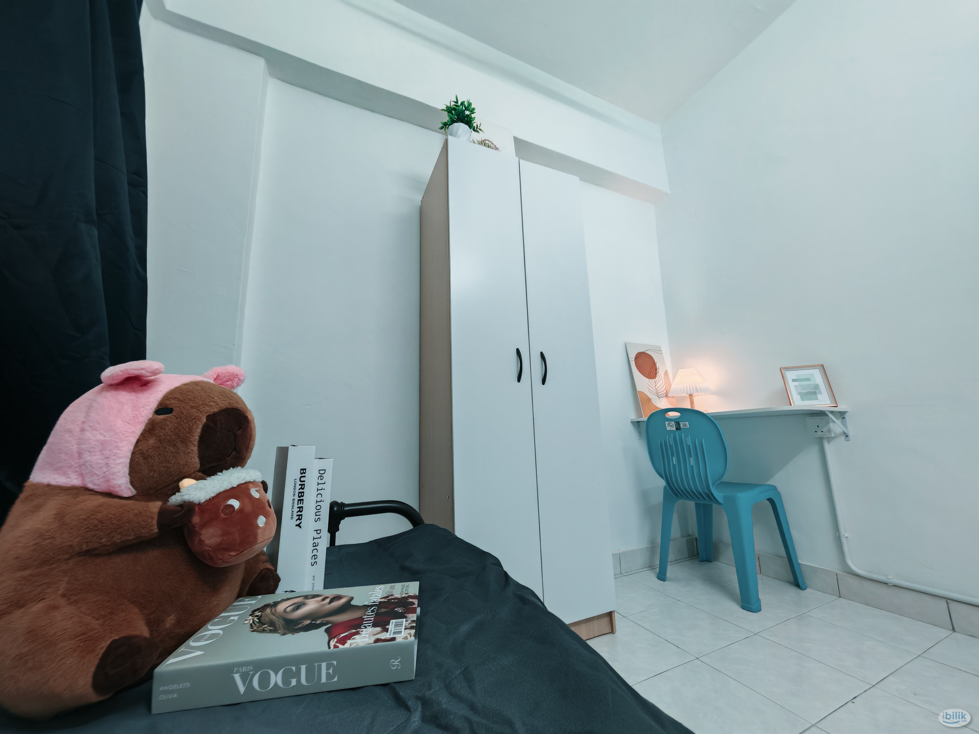 Room at Pelangi Damansara Apartment, Kota Damansara - Image 1