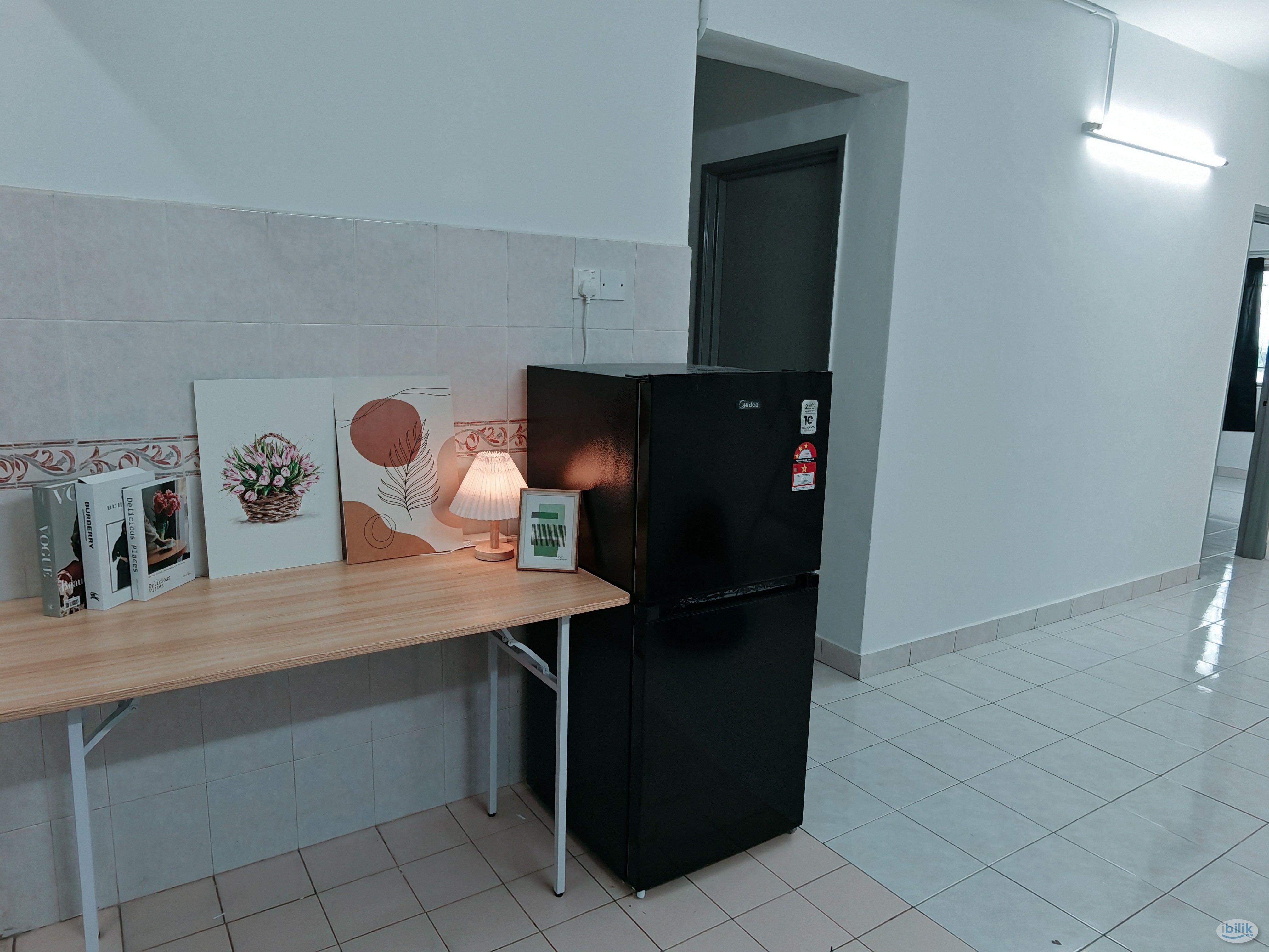 Room at Pelangi Damansara Apartment, Kota Damansara - Image 3