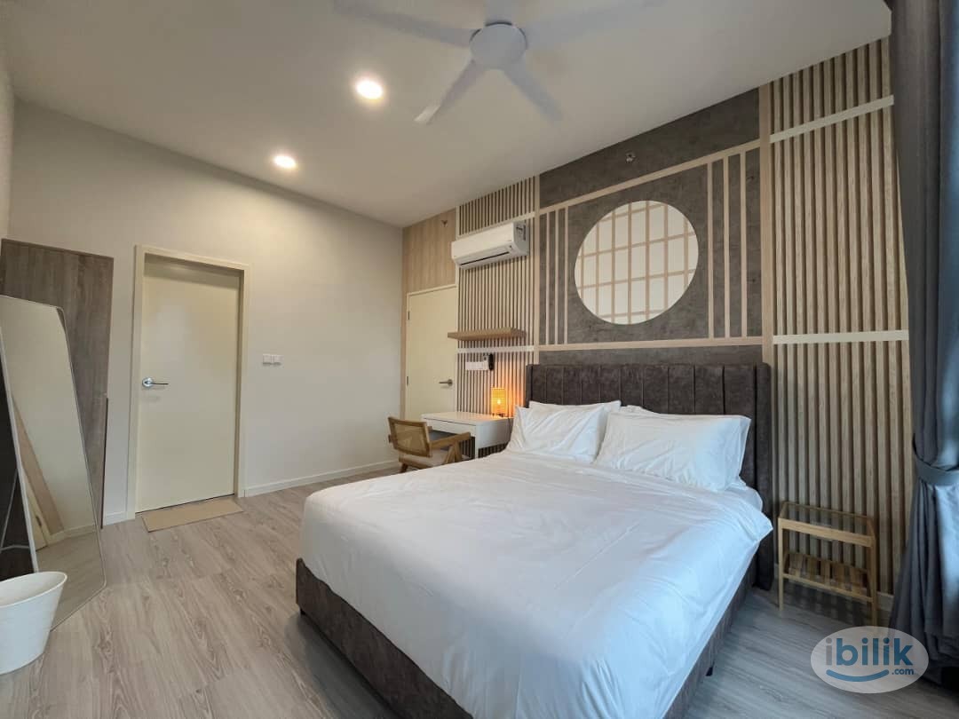 Master Room at Meta Residences Putra Permai, Seri Kembangan - Image 4