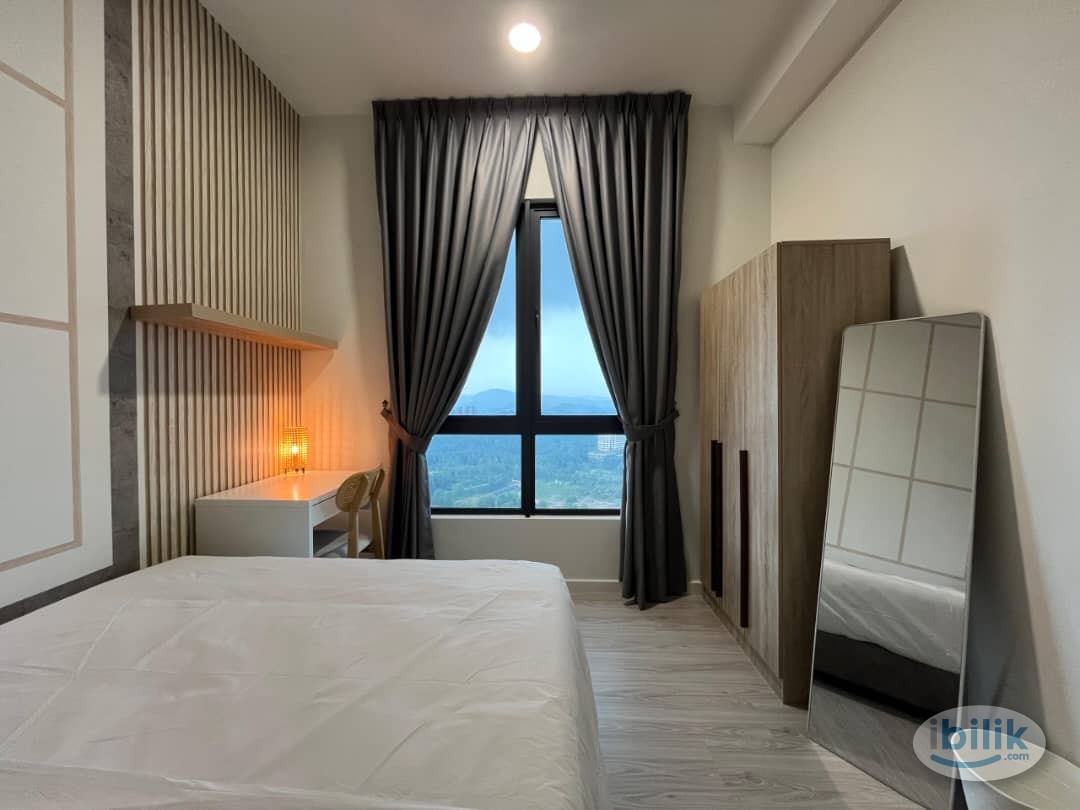 Middle Room at Meta Residences Putra Permai, Seri Kembangan - Image 2