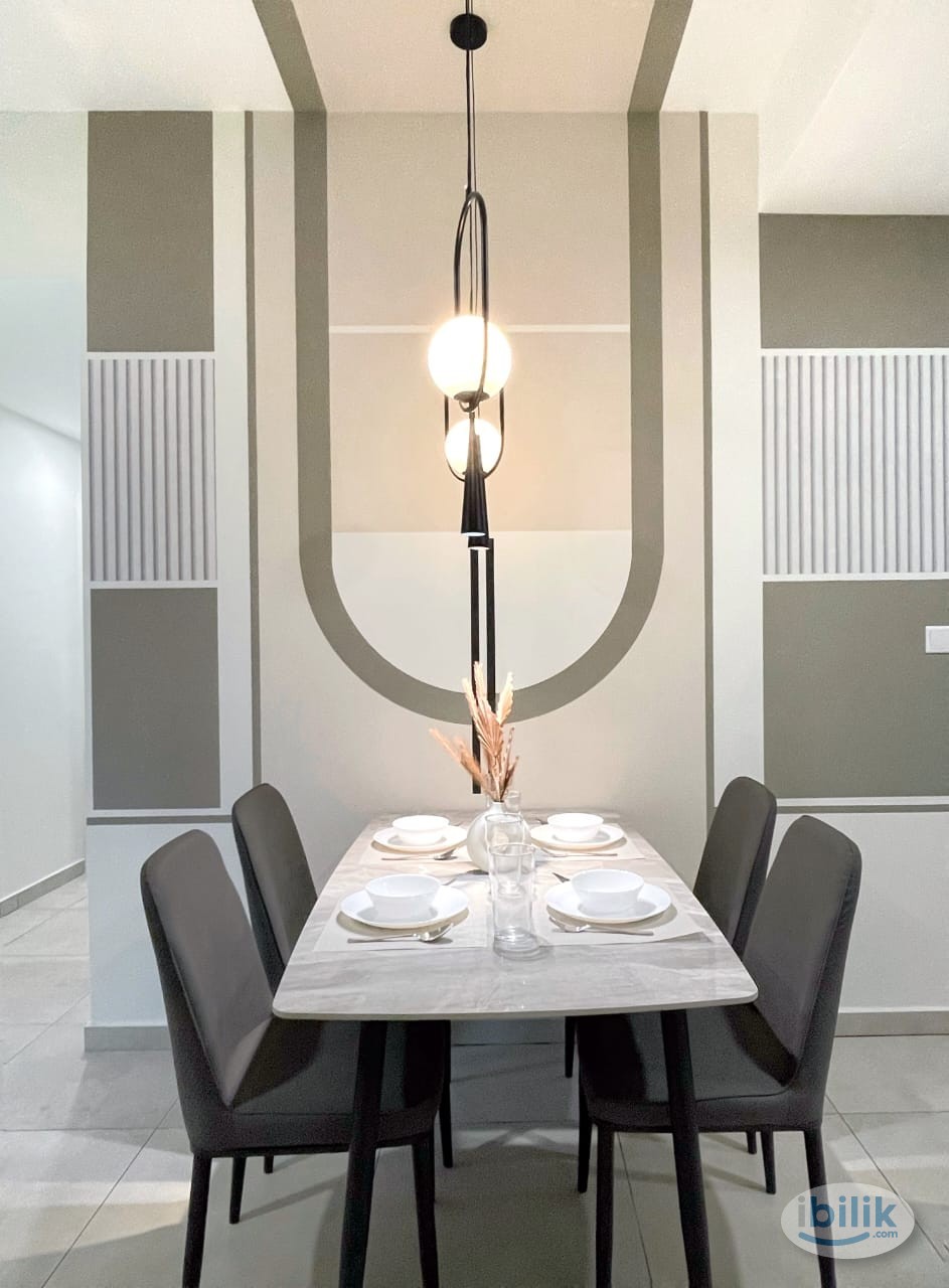Middle Room at Meta Residences Putra Permai, Seri Kembangan - Image 3