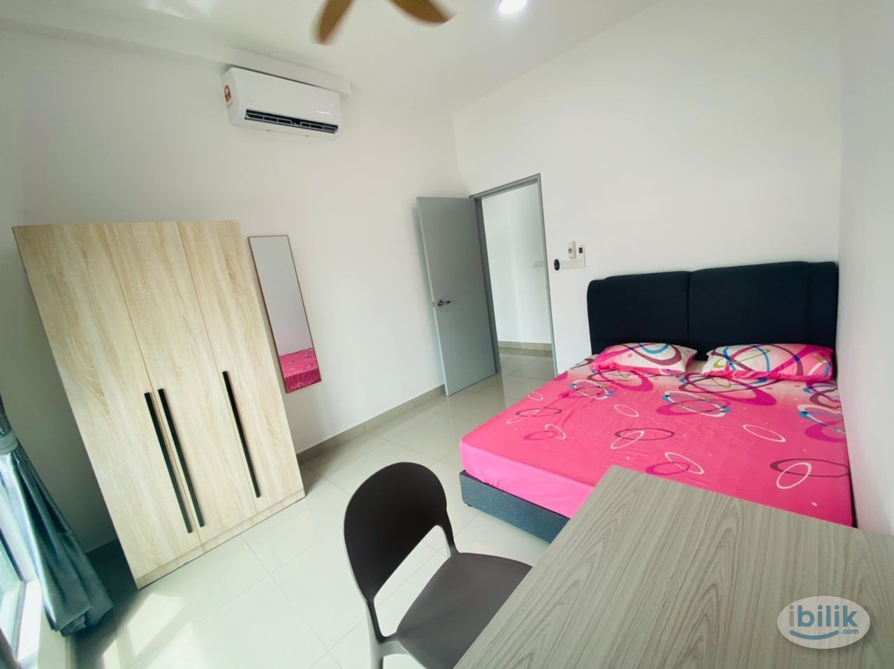 Lelaki Master Room Private Bathroom at V-Residensi 5 Next to 168 Park Mall, Selayang - Image 2