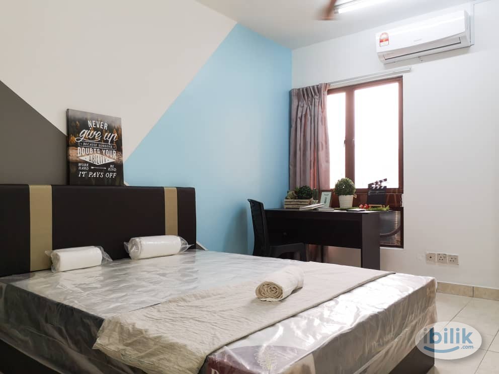 Master Room @ Palm Spring Kota Damansara - Image 1