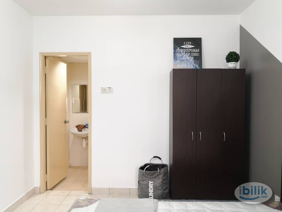 Master Room @ Palm Spring Kota Damansara - Image 3