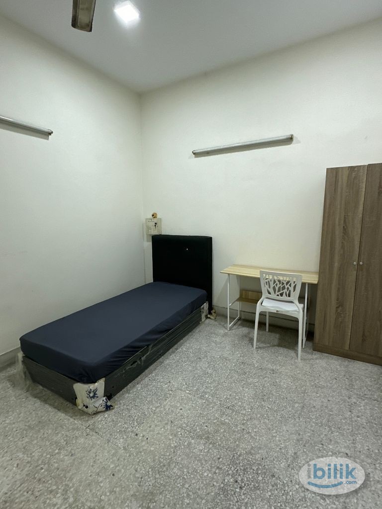 GET EARLY BIRD OFFER 🔊Furnished Female Unit Room for Rent at SS2 - Image 1