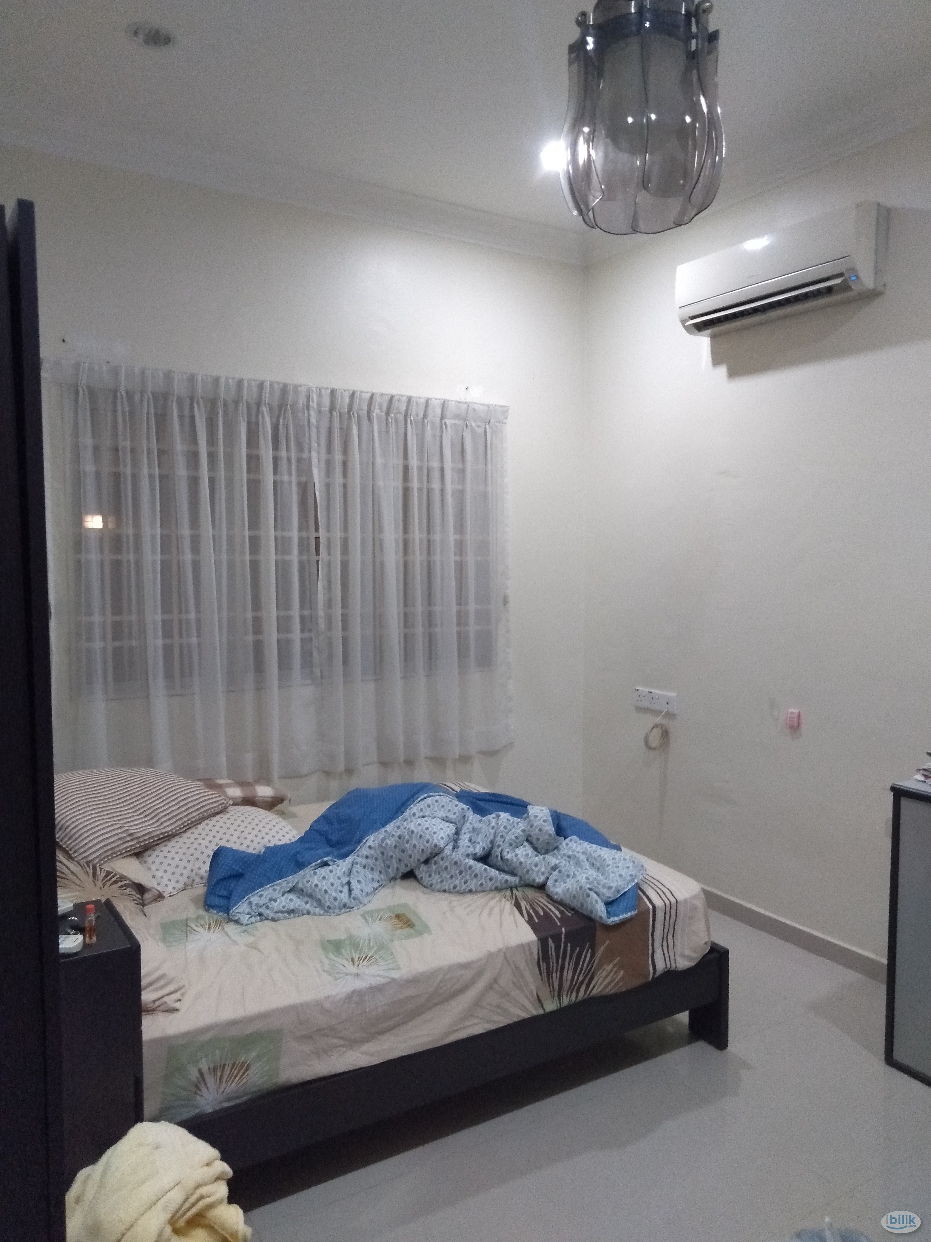 Master bedroom at Taman Gottlieb Terrace for Rent - Image 3