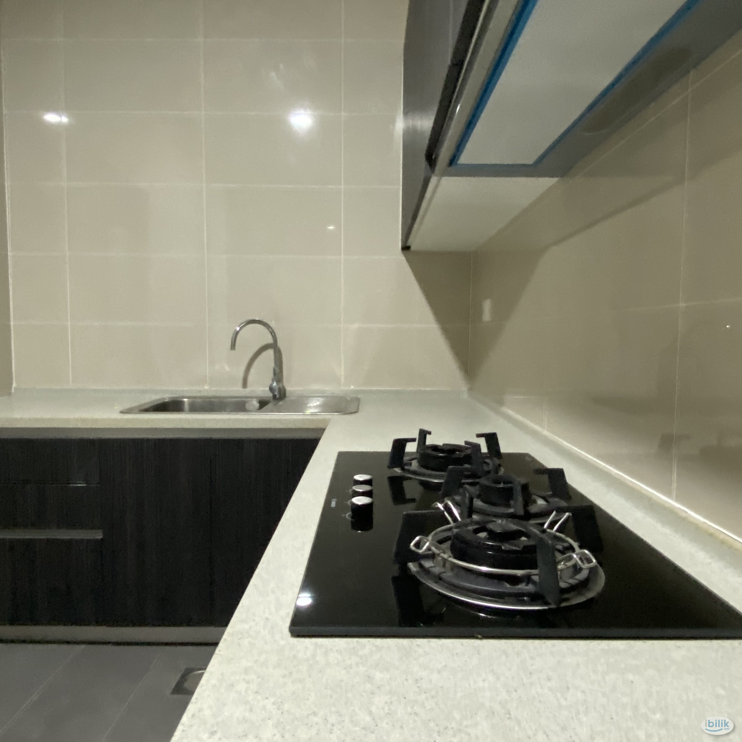 🏡 Master Room with Private Bathroom @Residensi Ledang - Image 4