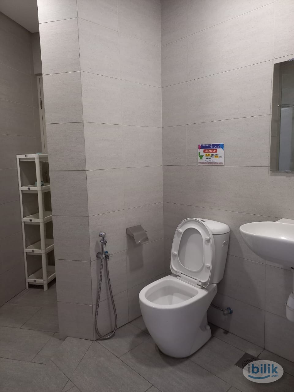 Middle Room at The Annex @ Medan Connaught, Cheras - Image 5