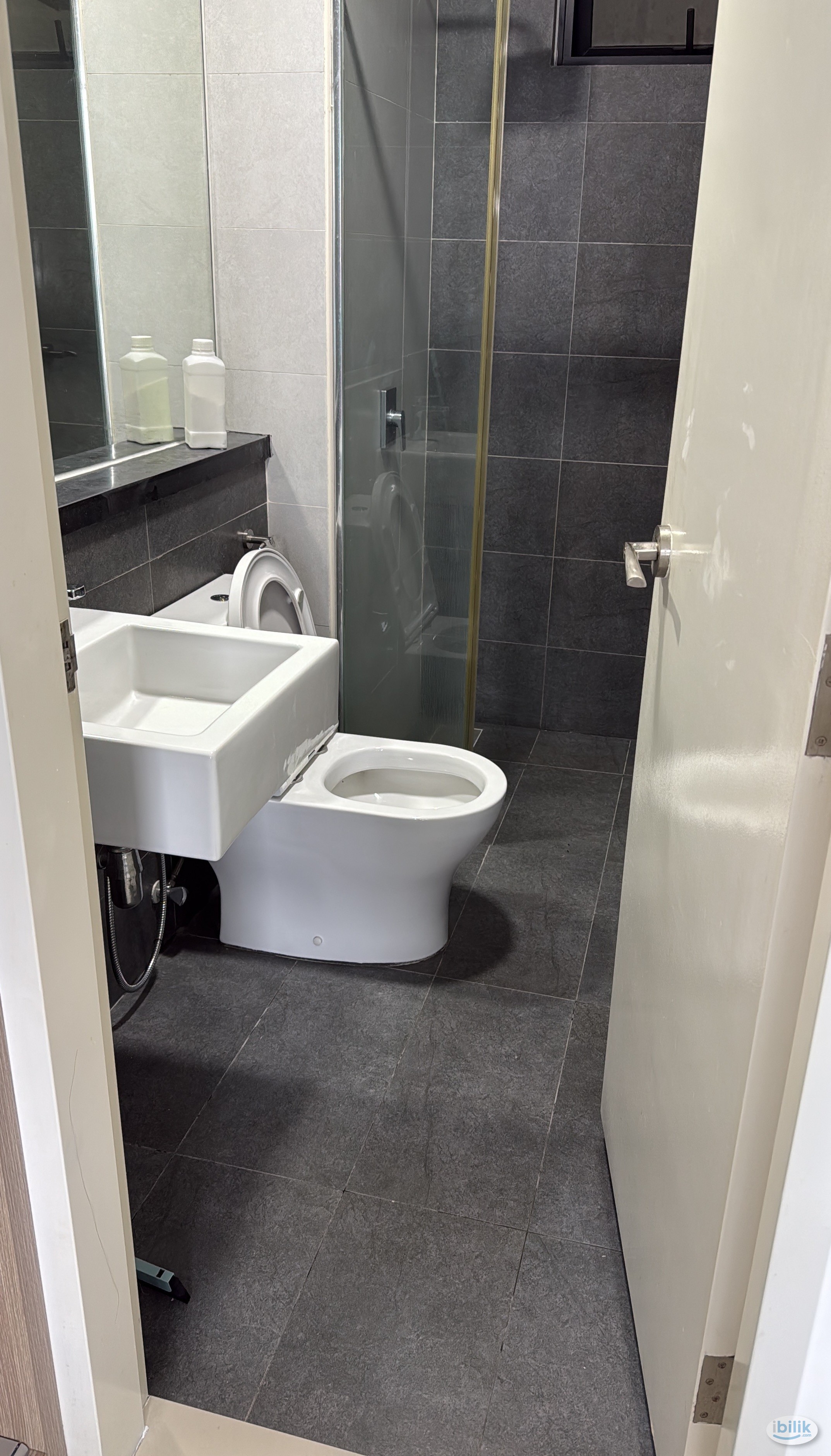 Single Room at Tria Residences @ 9 Seputeh, Old Klang Road - Image 3