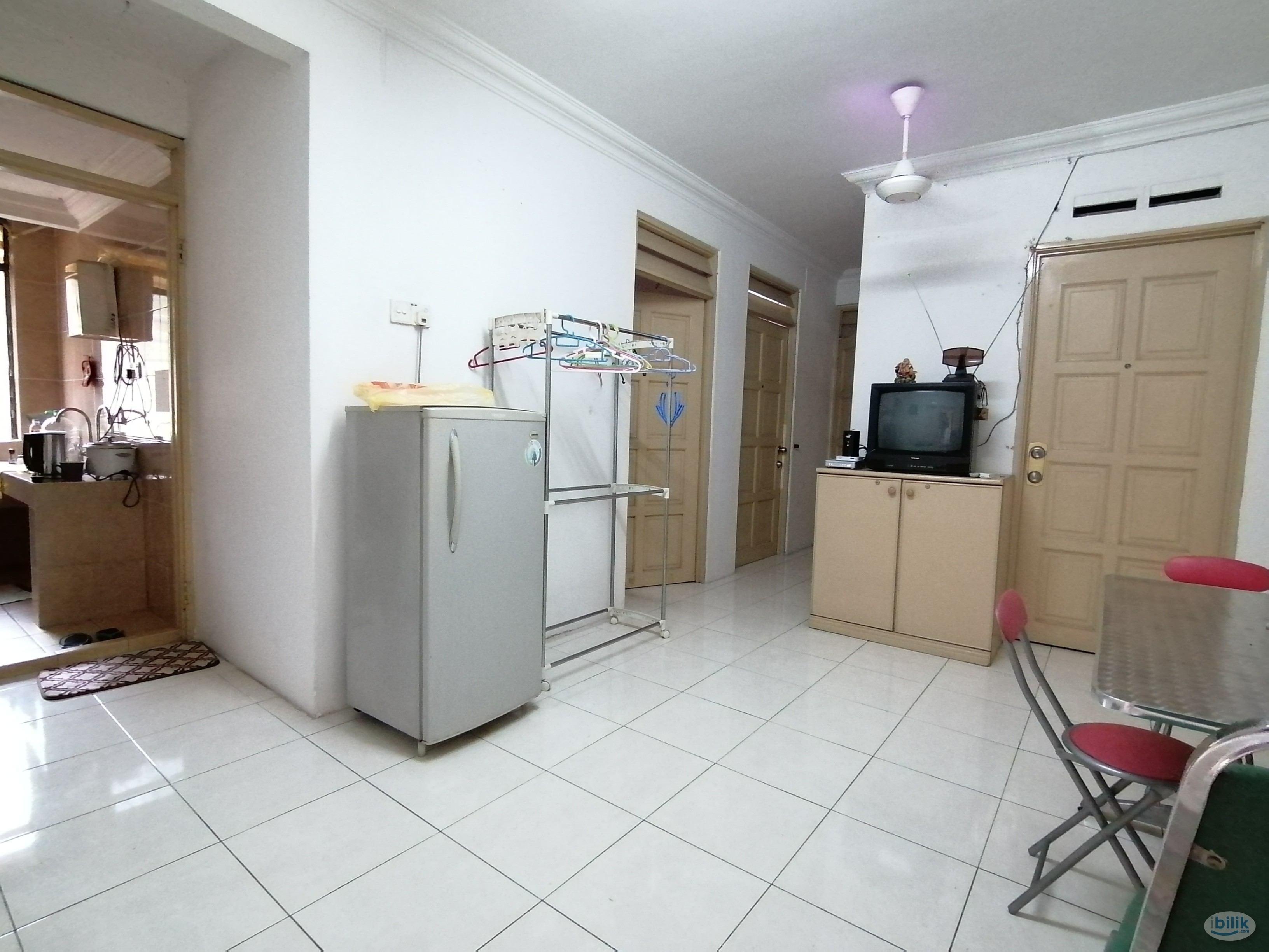 Female Unit - Junior Master walking distance to Taylors Lakeside - Image 4