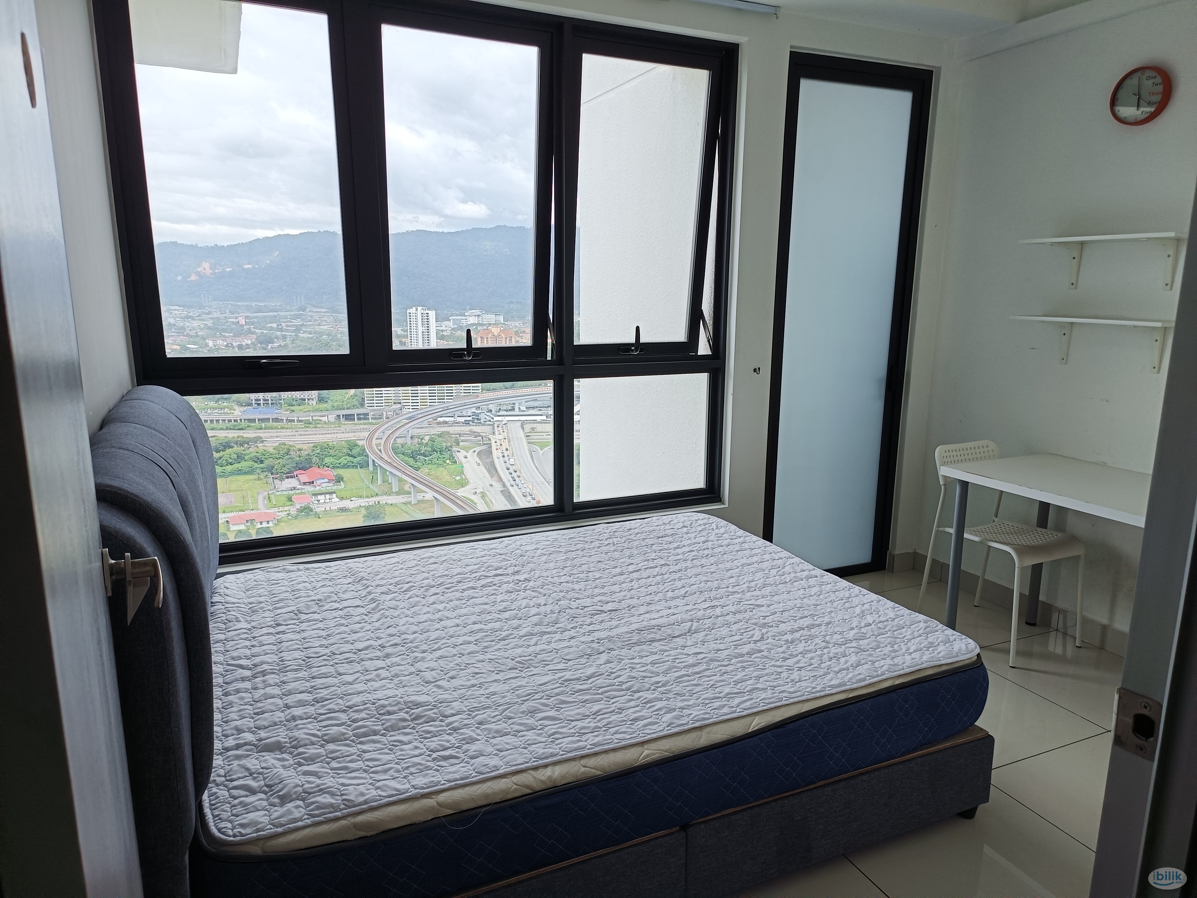 **FEMALE Unit**Middle Room + Mini Balcony **Direct Owner** - Image 1