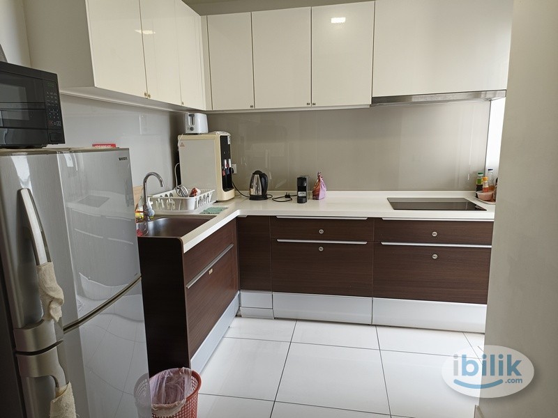 **FEMALE Unit**Middle Room + Mini Balcony **Direct Owner** - Image 4