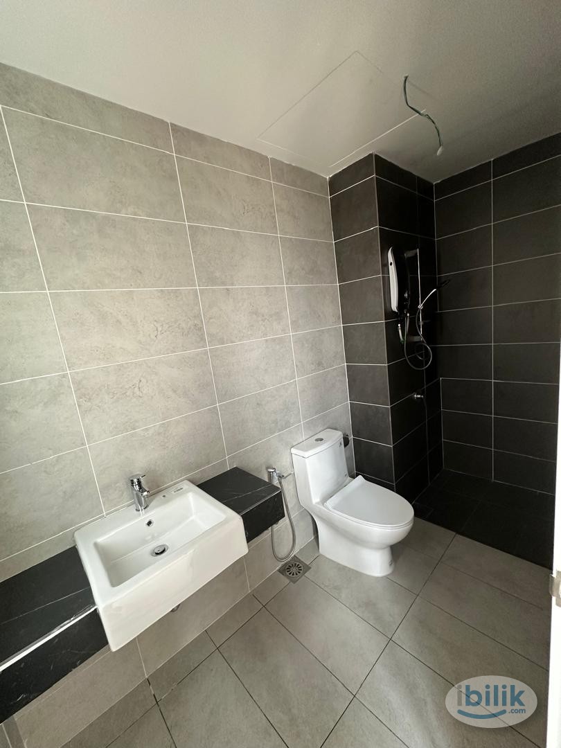 Master Room at Sri Petaling, Kuala Lumpur - Image 2