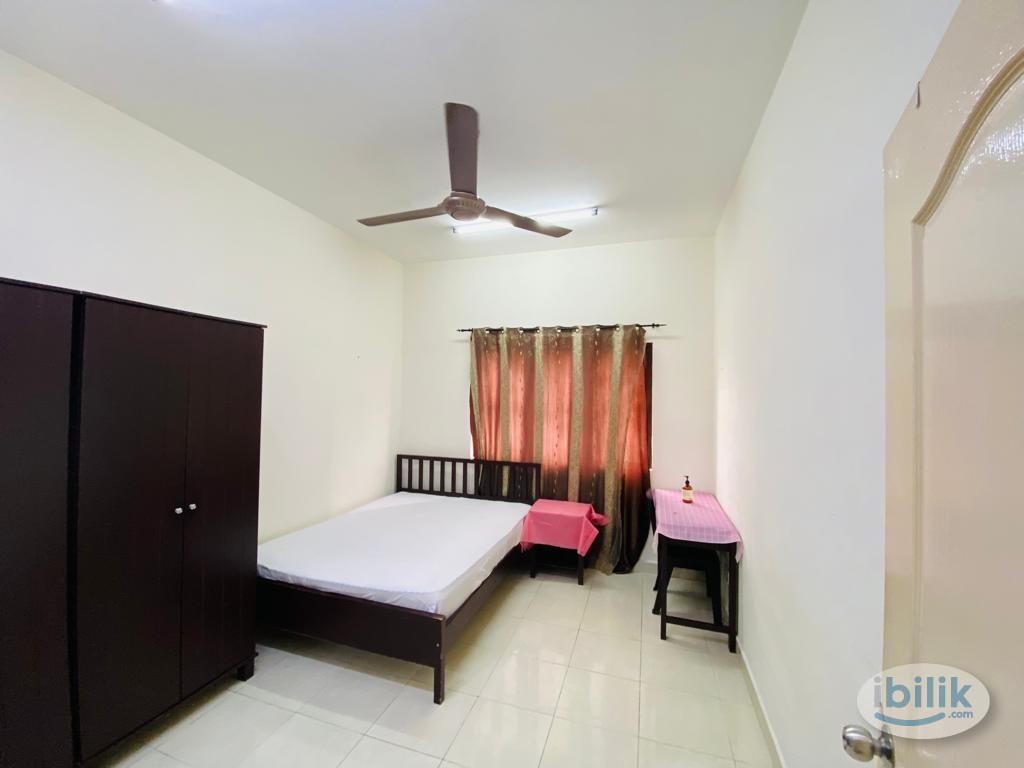 Females middle room at pelangi utama - Image 4