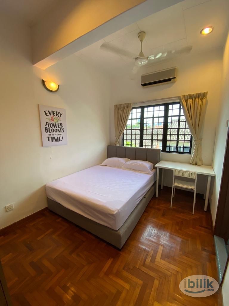 Middle Room in Bangsar Baru - Image 1