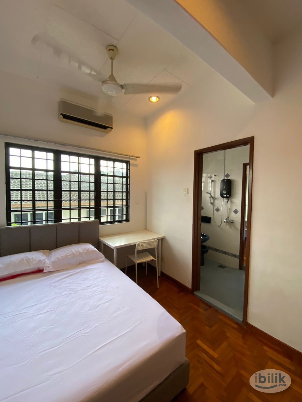 Middle Room in Bangsar Baru - Image 5