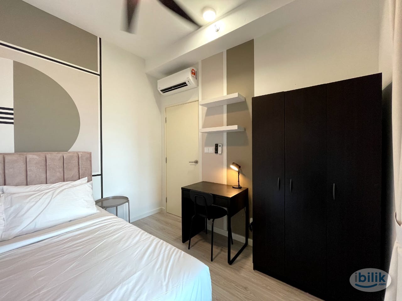 Middle Room at Meta Residences Putra Permai, Seri Kembangan - Image 4