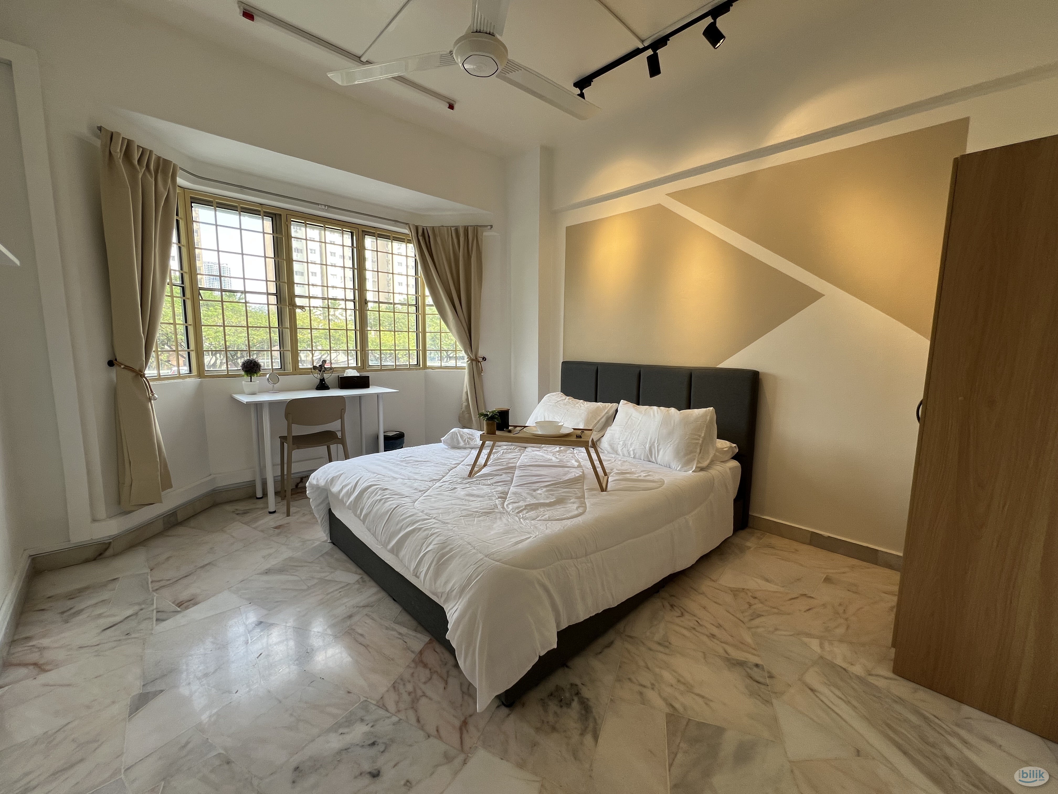 Middle Room at Danau Idaman, Taman Desa - Image 1