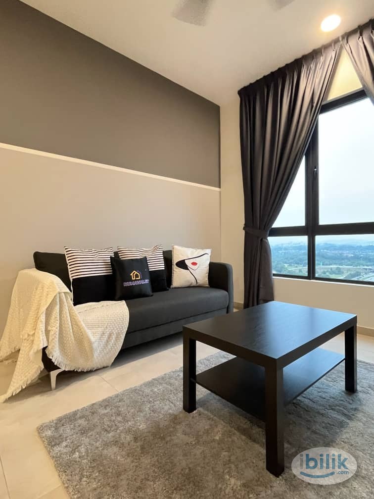 Middle Room at Meta Residences Putra Permai, Seri Kembangan - Image 4