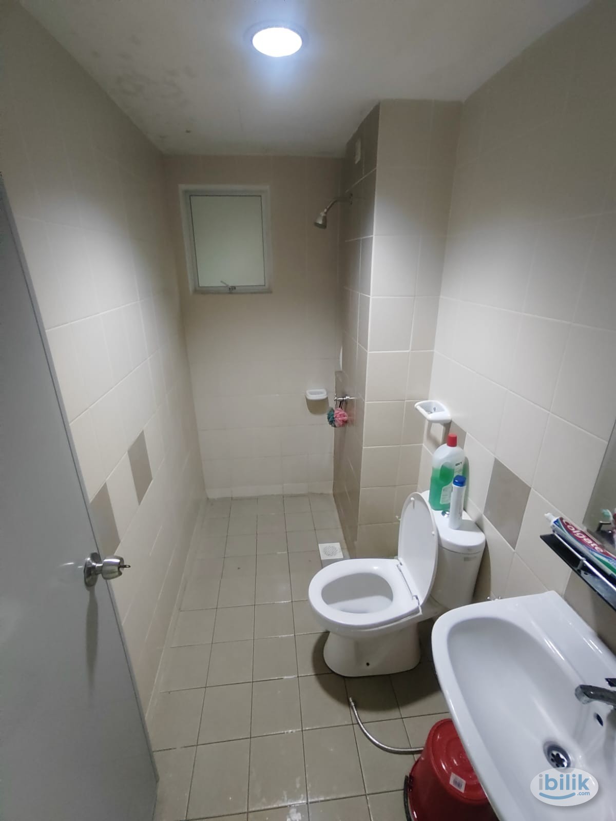 Middle Room at Seri Baiduri, Setia Alam - Image 5