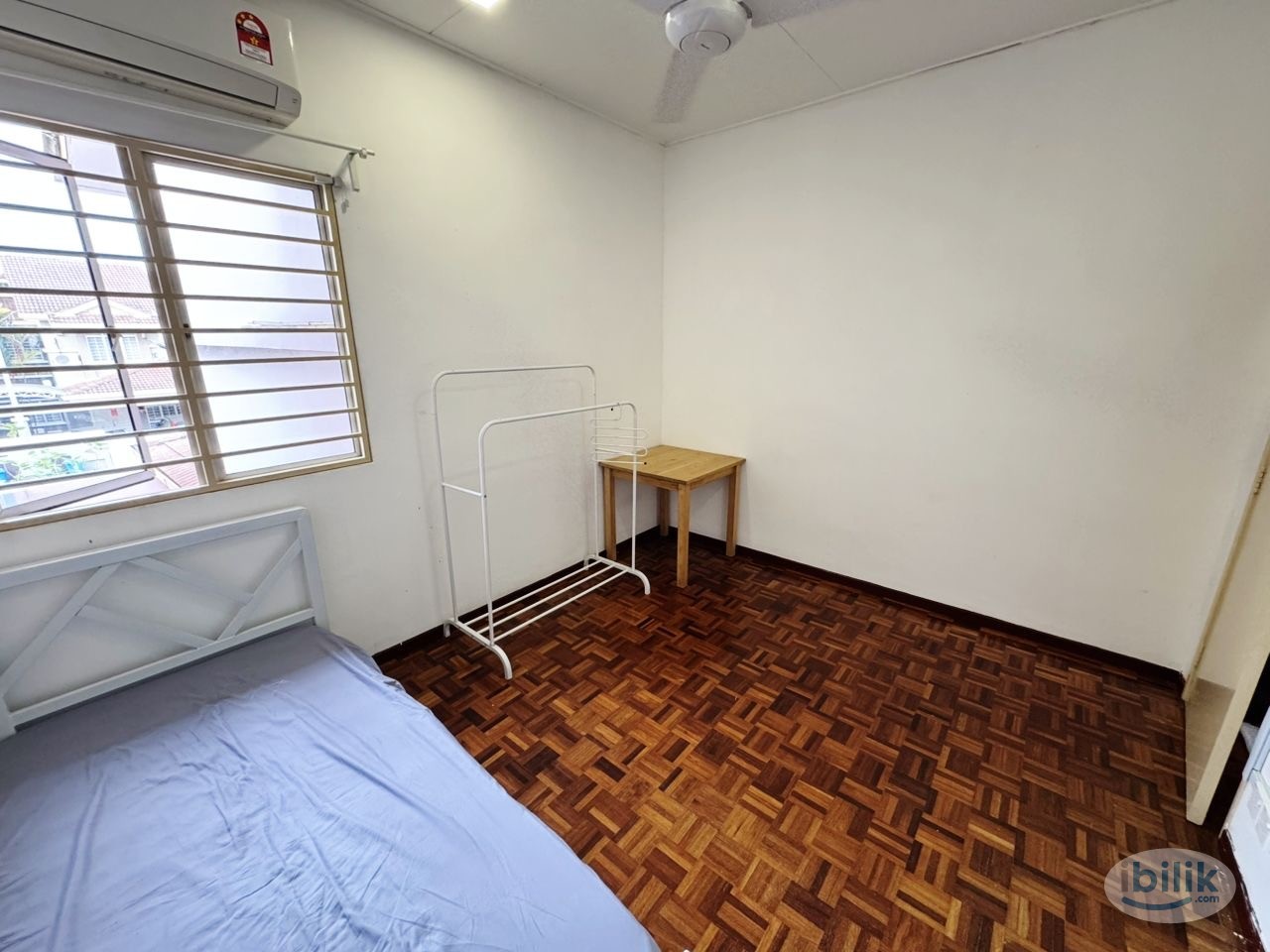 🚗5 Mins driving distance to SETIA CITY MALL ⭐One Month Deposit Only ⭐ Middle Room for Rent at Setia Indah Setia Alam - Image 3