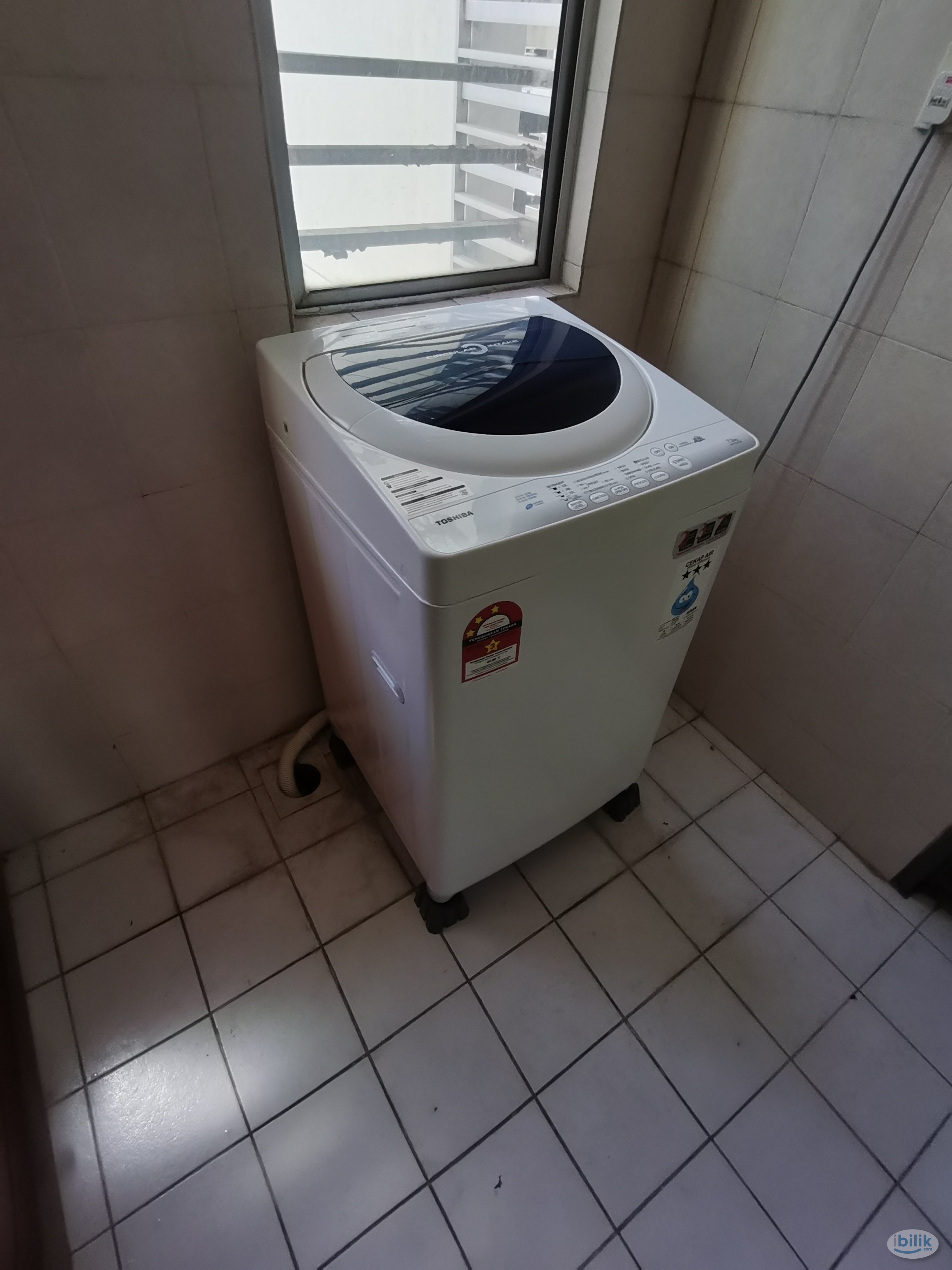 Middle Room at Cyberjaya, Selangor - Image 1
