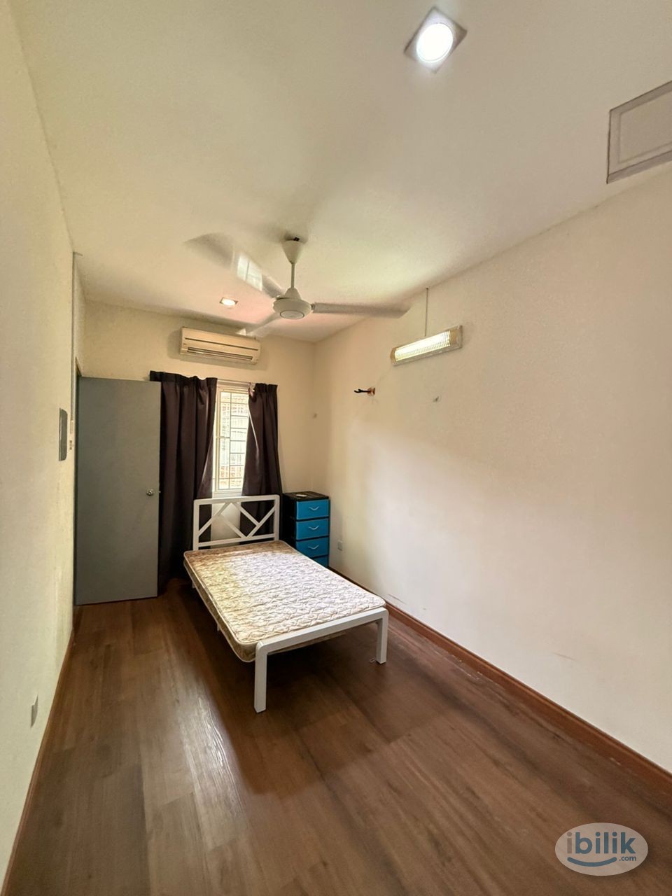 Taman Alam Megah📍Zero Deposit Near LRT Putra Height 5 Min Only😮🚗‼️With Private Bathroom🛜Free Wifi🌟Fully Furnished Immedi - Image 1