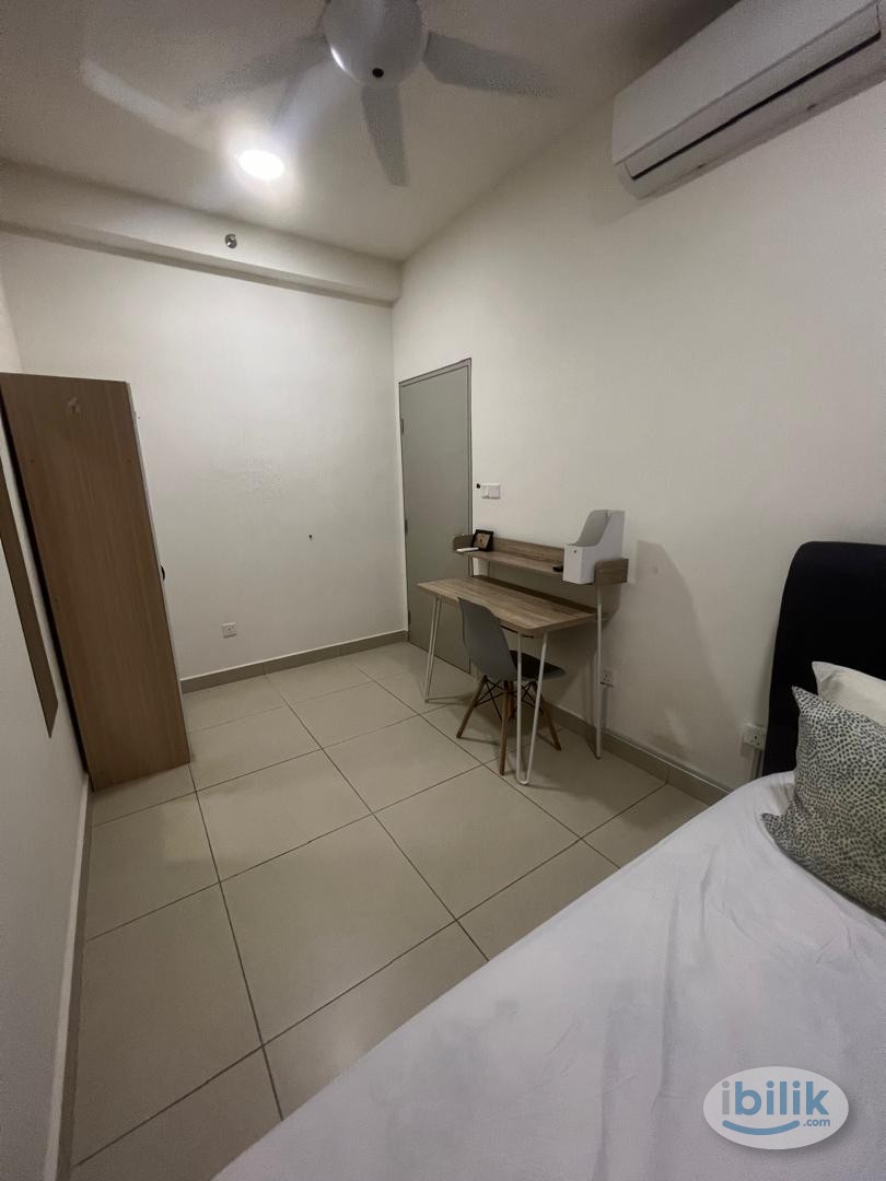 Zero deposit‼️all male middle room 5 at Residensi Suasana Damansara Damai - Image 2