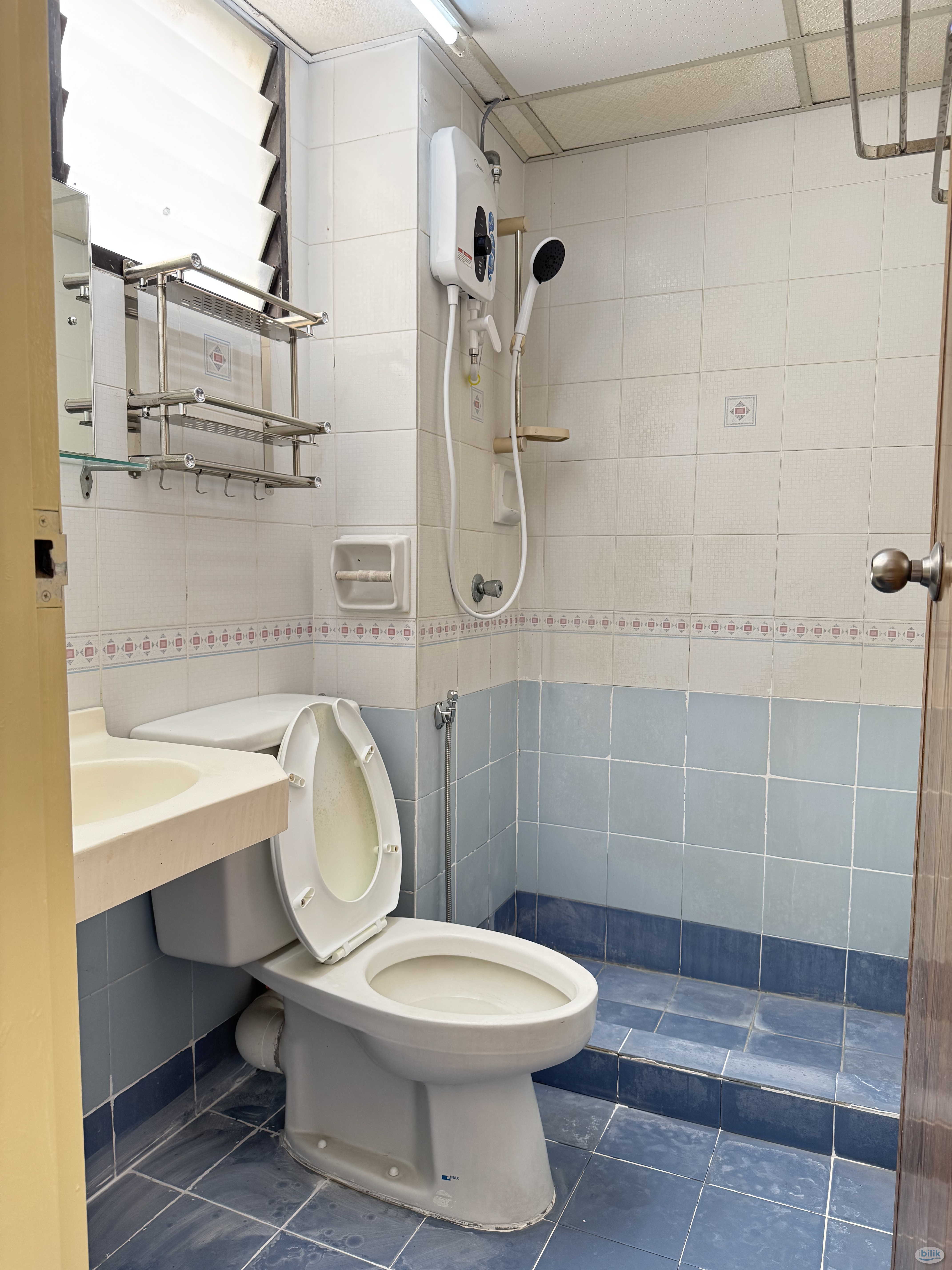 🔥LADIES UNIT MASTER ROOM🔥 @MIDLANDS CONDO NEAR GURNEY - Image 4