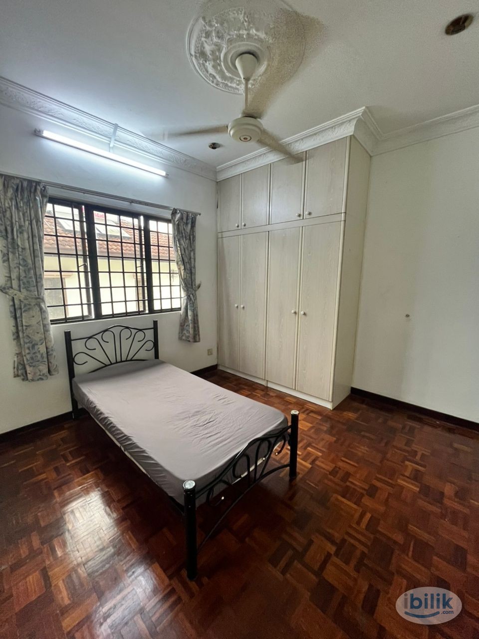 😍LOW DEPOSIT😍NICE MIDDLE ROOM FOR RENT AT BANDAR UTAMA PETALING JAYA✨NEAR BANDAR UTAMA MRT🚂🚂 - Image 2